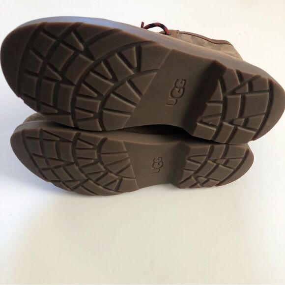 UGG Robley red lace up leather boots NWOT size 37 - Picture 10 of 12